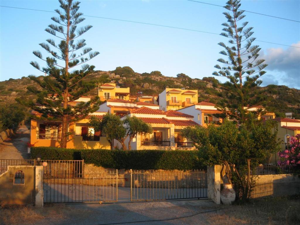 Bella Vista Hotel "By Checkin" Hersonissos  Exterior photo